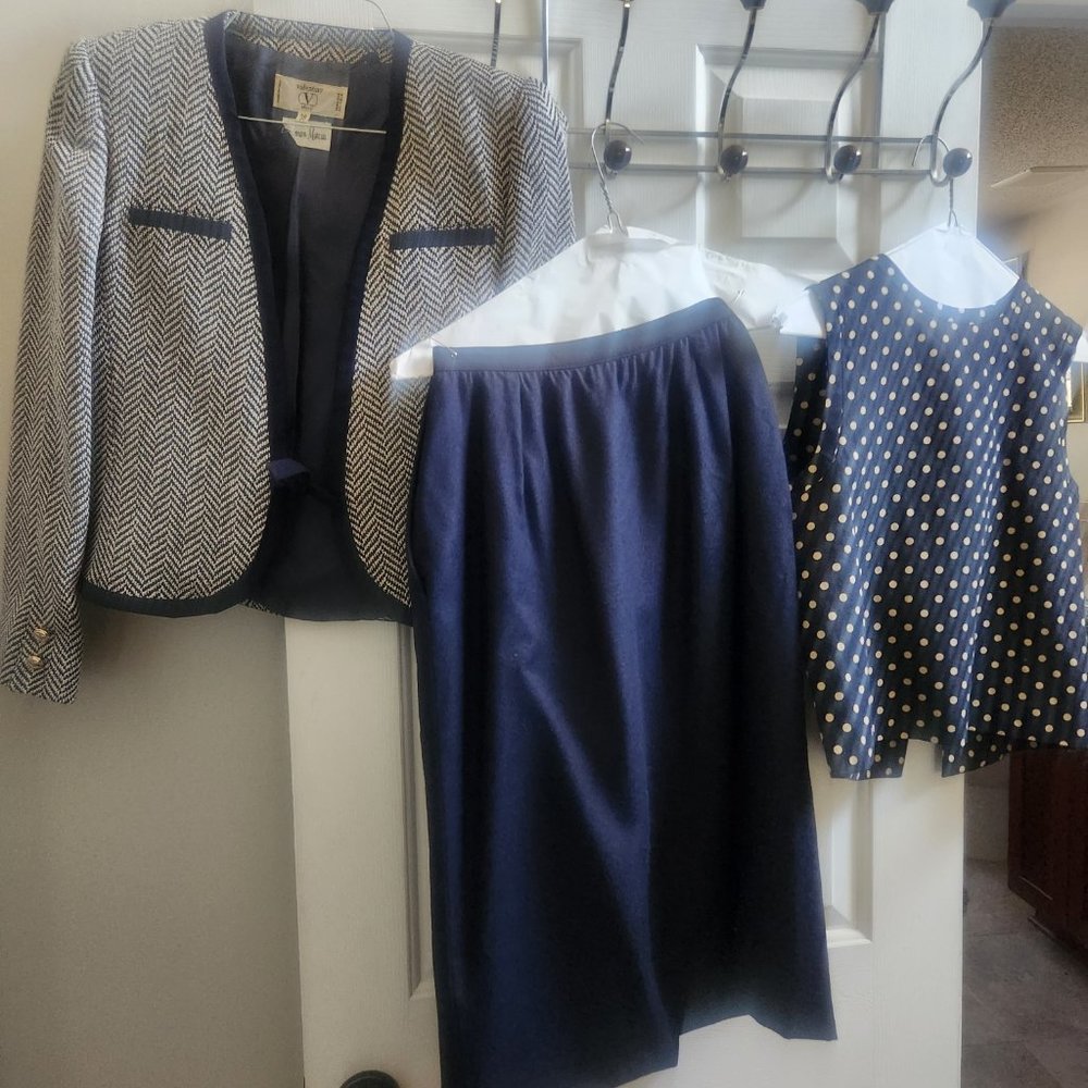 3 piece Vintage Valentino size 6 suit